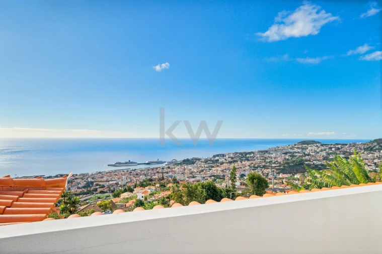 Moradia T9 para Venda em Monte Foto 95