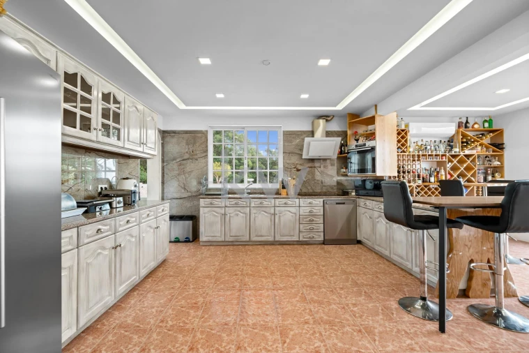 Moradia T9 para Venda em Monte Foto 65