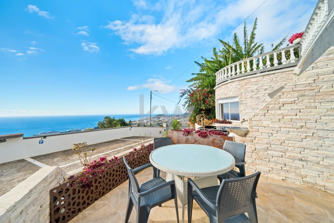 Moradia T9 para Venda em Monte Foto 39