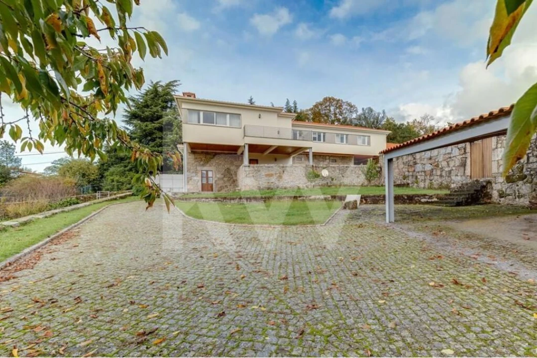 Quinta T4 para Venda em Santa Lucrécia de Algeriz e Navarra Foto 19