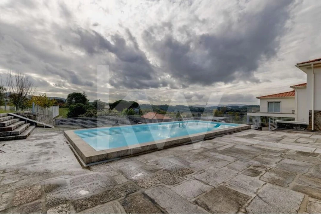 Quinta T4 para Venda em Santa Lucrécia de Algeriz e Navarra Foto 7