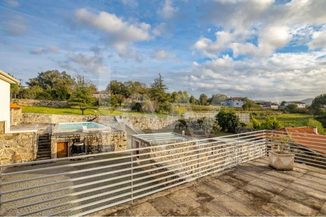 Quinta T4 para Venda em Santa Lucrécia de Algeriz e Navarra Foto 40