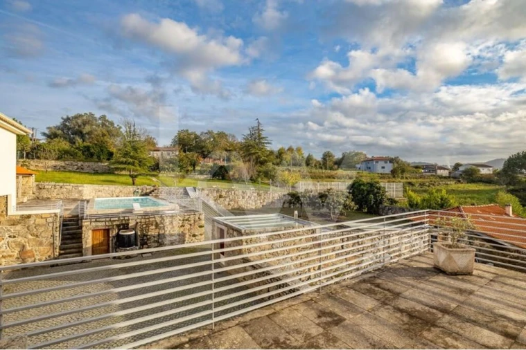 Quinta T4 para Venda em Santa Lucrécia de Algeriz e Navarra Foto 40