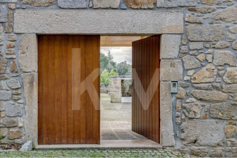 Quinta T4 para Venda em Santa Lucrécia de Algeriz e Navarra Foto 2