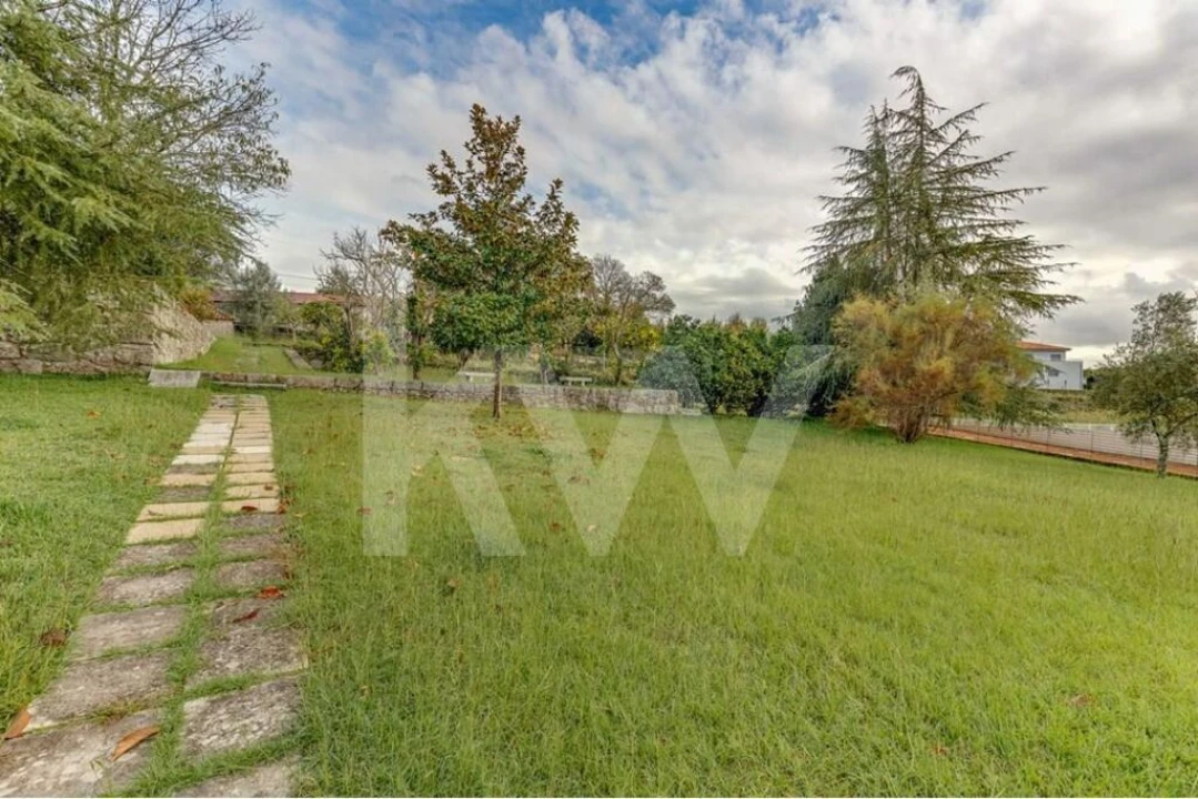 Quinta T4 para Venda em Santa Lucrécia de Algeriz e Navarra Foto 8