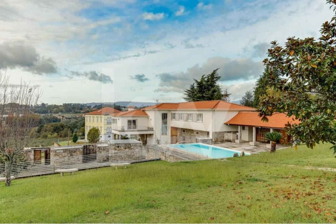 Quinta T4 para Venda em Santa Lucrécia de Algeriz e Navarra Foto 13