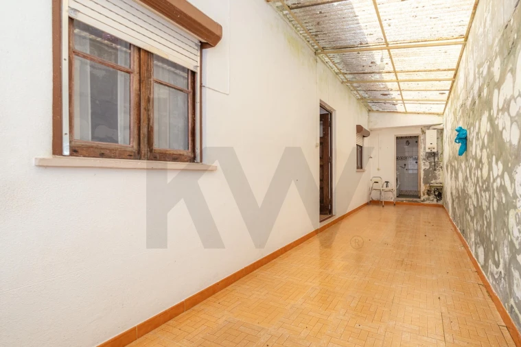 Moradia T3 para Venda em Miranda do Corvo Foto 11