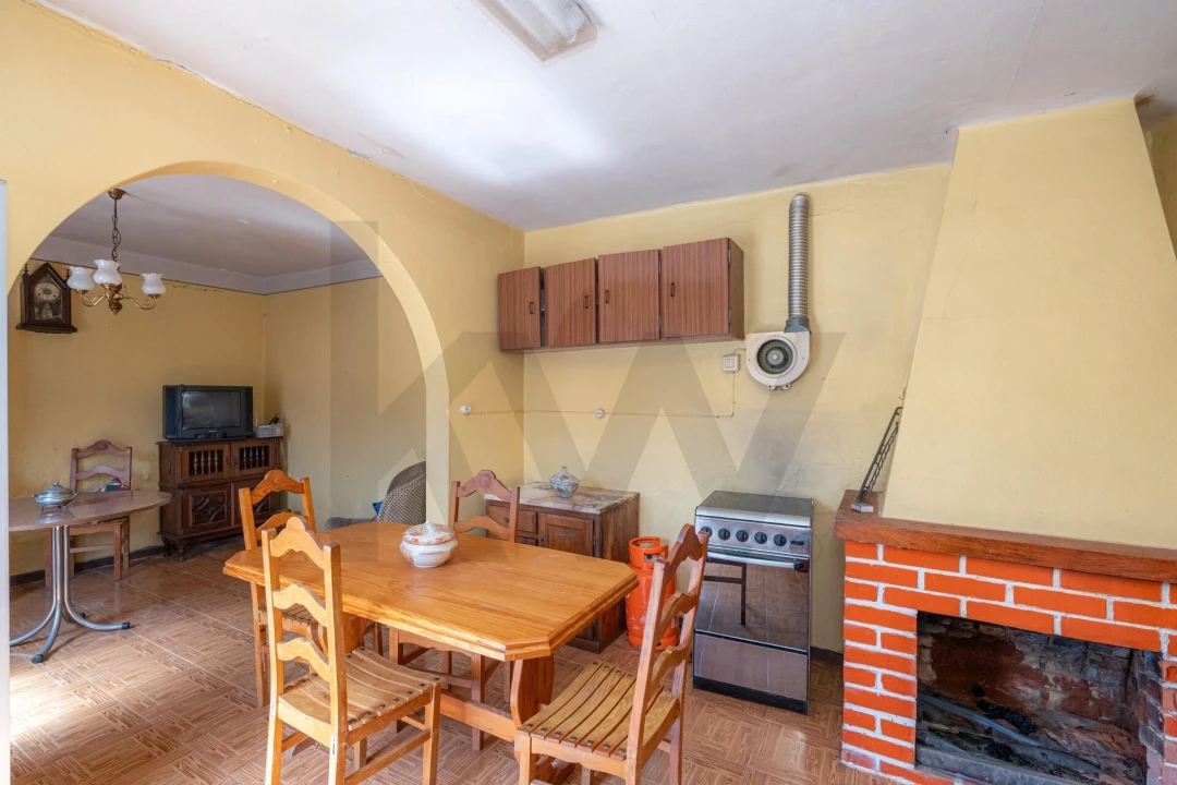 Moradia T3 para Venda em Miranda do Corvo Foto 14