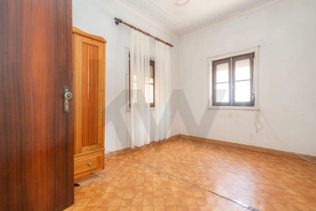 Moradia T3 para Venda em Miranda do Corvo Foto 9