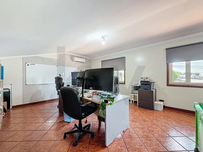 Moradia T3 para Venda em São Roque Foto 43