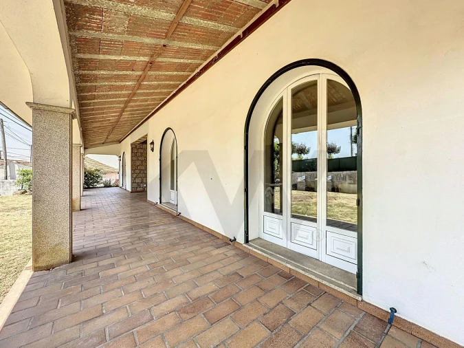 Moradia T3 para Venda em São Roque Foto 4