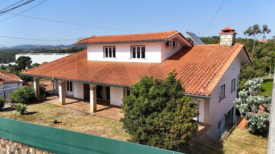 Moradia T3 para Venda em São Roque Foto 49