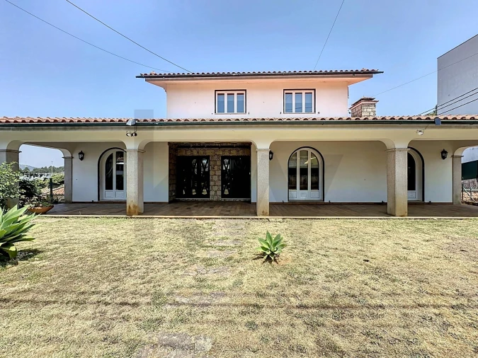 Moradia T3 para Venda em São Roque Foto 2