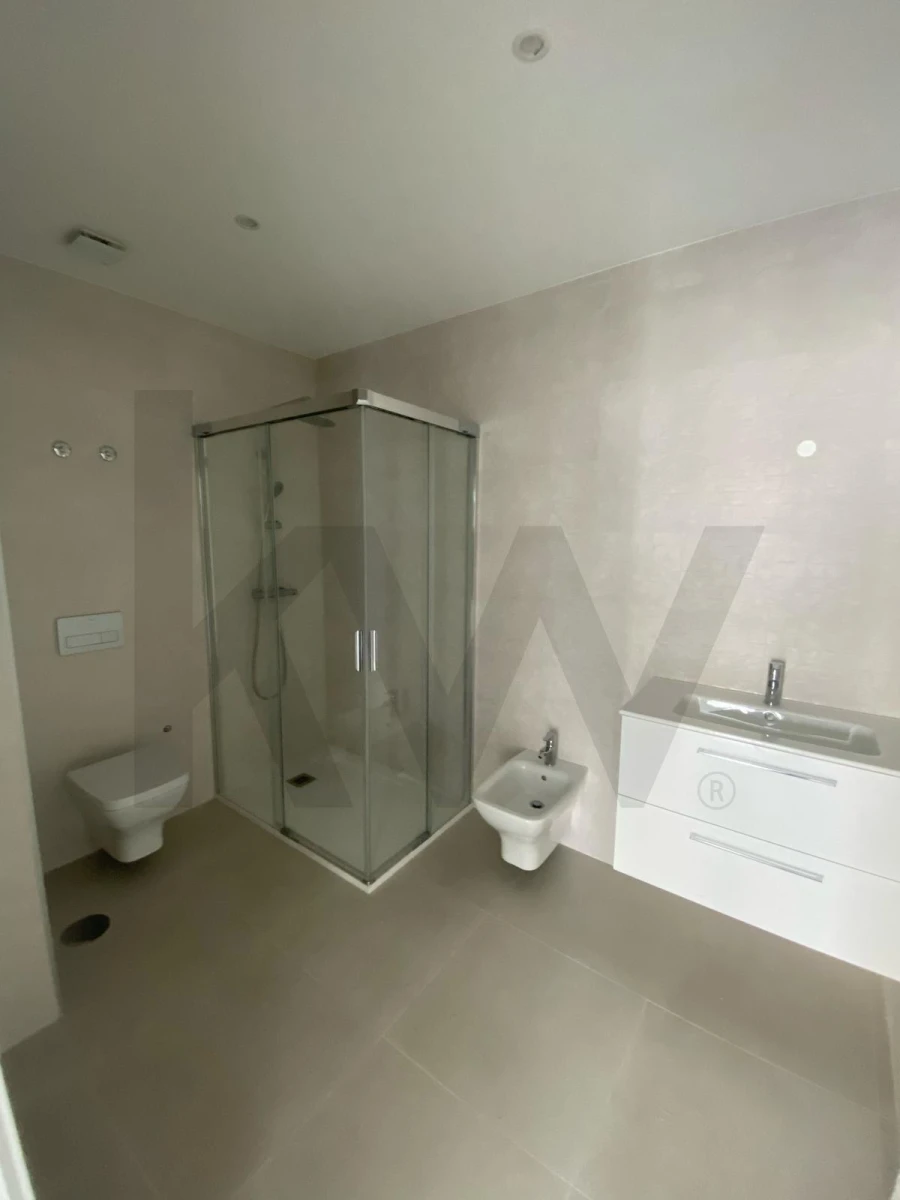 Apartamento T3 para Venda em Nazare Foto 14