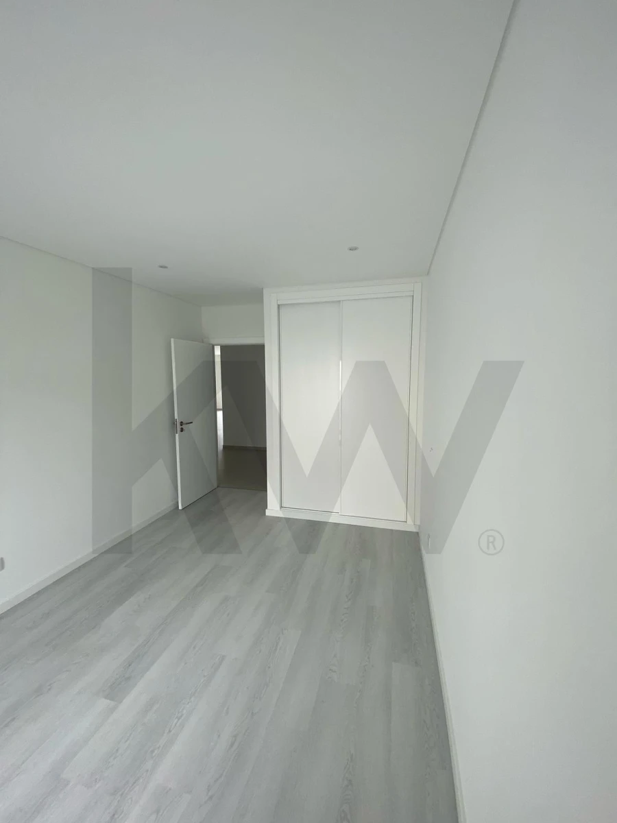 Apartamento T3 para Venda em Nazare Foto 10