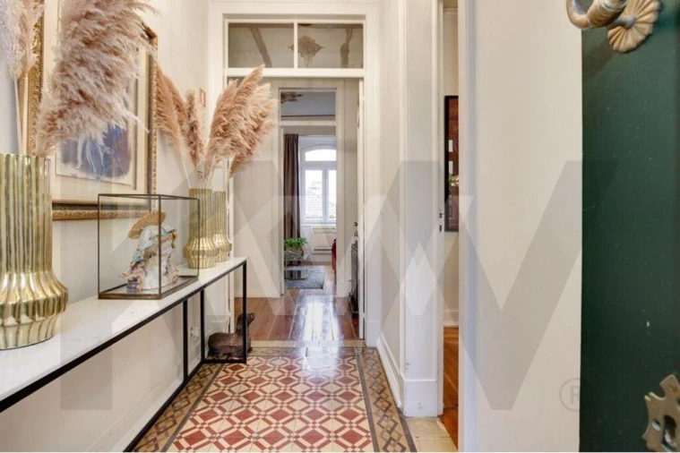 Moradia T6 para Venda em Agualva e Mira-Sintra Foto 4