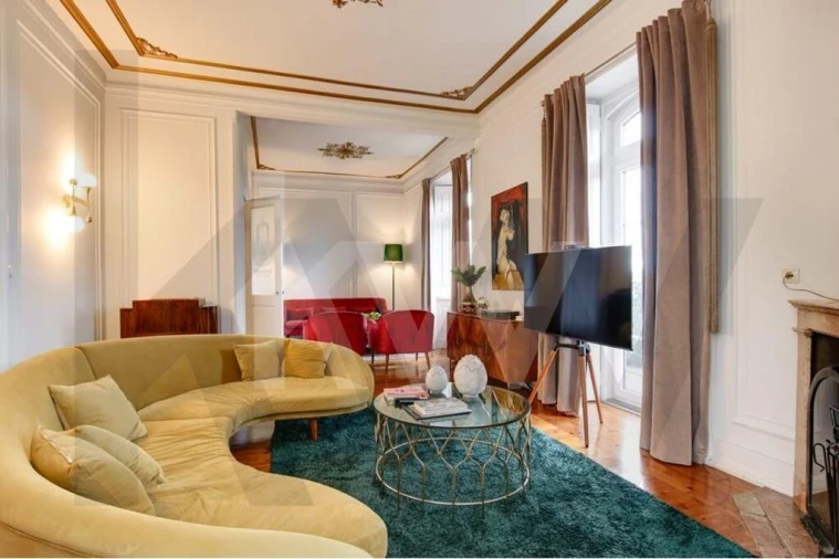 Moradia T6 para Venda em Agualva e Mira-Sintra Foto 17