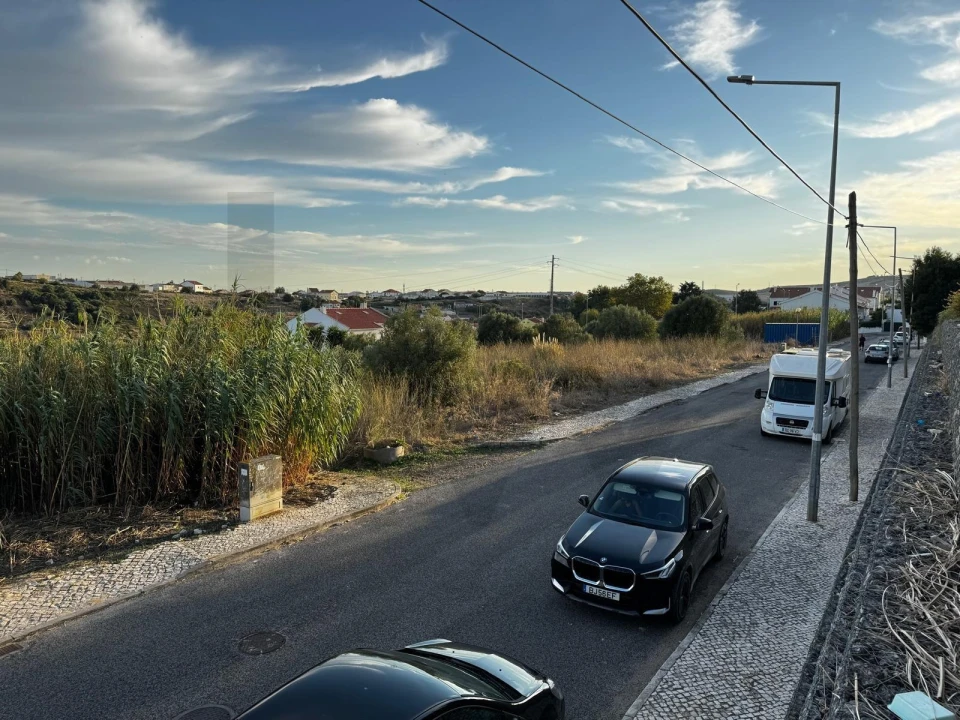 Terreno para Venda em Rio de Mouro Foto 7