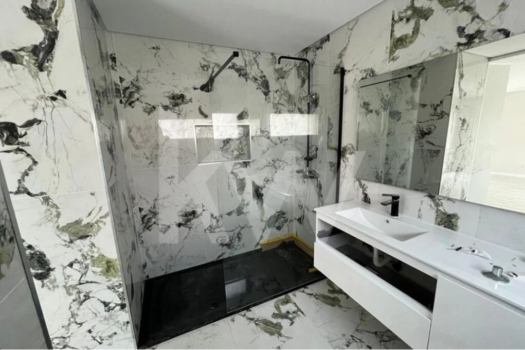 Moradia T4 para Venda em Alcochete Foto 11