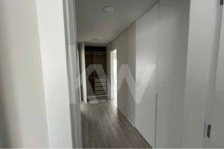 Moradia T4 para Venda em Alcochete Foto 15