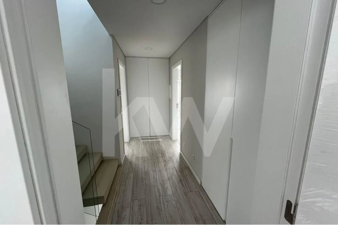 Moradia T4 para Venda em Alcochete Foto 12