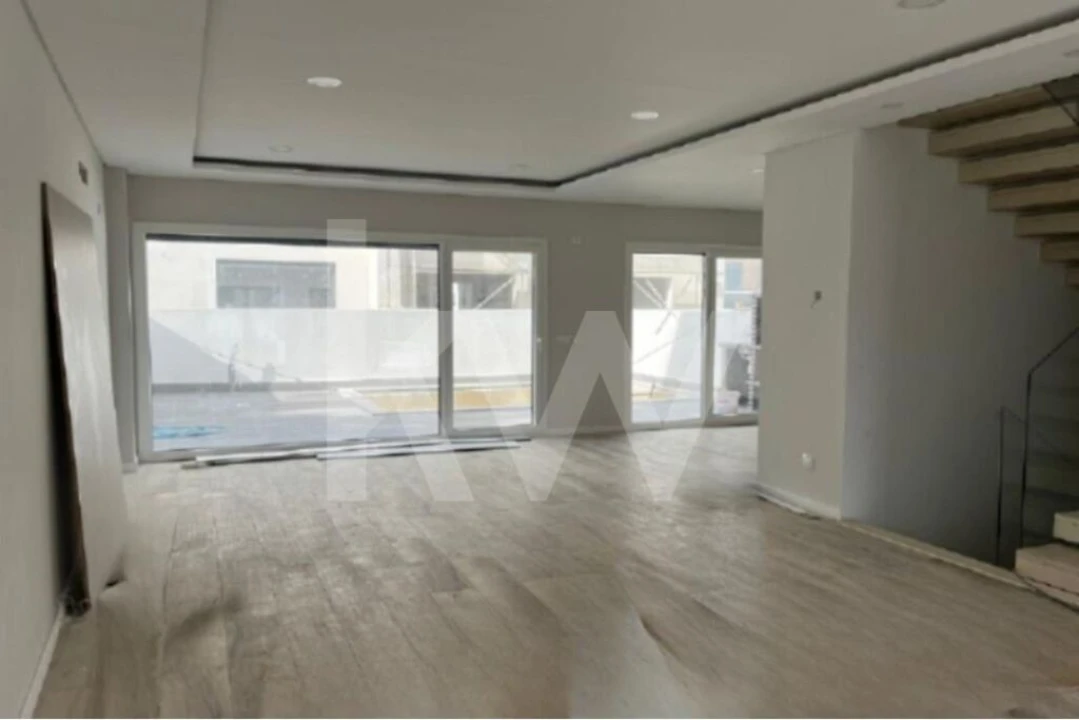 Moradia T4 para Venda em Alcochete Foto 4