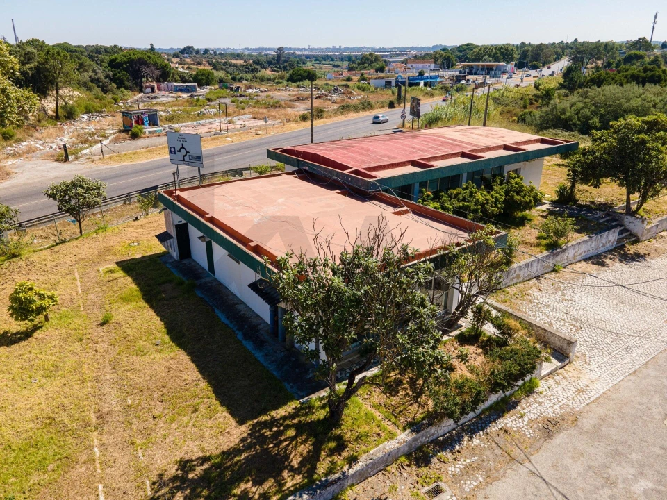 Armazém para Venda em Seixal, Arrentela e Aldeia de Paio Pires Foto 13