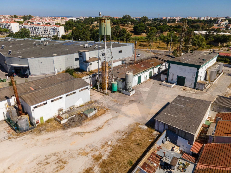 Armazém para Venda em Seixal, Arrentela e Aldeia de Paio Pires Foto 4