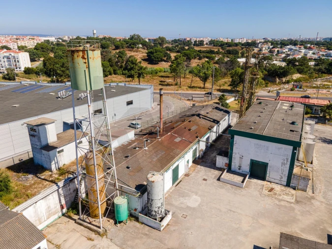 Armazém para Venda em Seixal, Arrentela e Aldeia de Paio Pires Foto 6