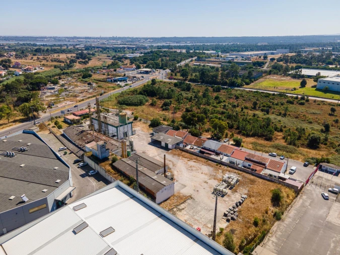 Armazém para Venda em Seixal, Arrentela e Aldeia de Paio Pires Foto 1