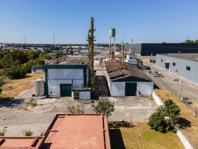 Armazém para Venda em Seixal, Arrentela e Aldeia de Paio Pires Foto 9