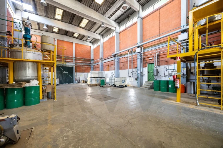 Armazém para Venda em Seixal, Arrentela e Aldeia de Paio Pires Foto 26