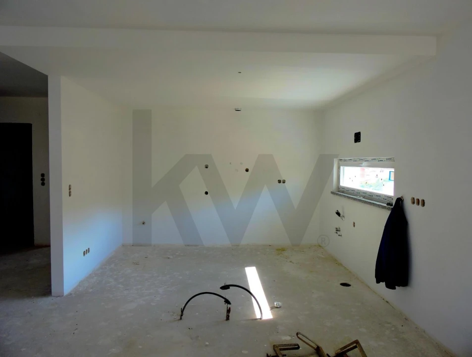 Moradia T4 para Venda em Pontinha e Famões Foto 6