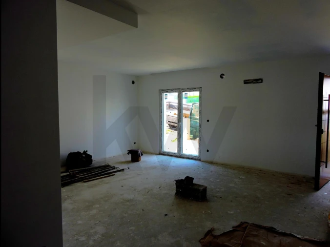 Moradia T4 para Venda em Pontinha e Famões Foto 8