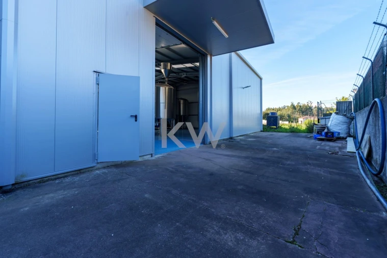 Armazém para Venda em Ílhavo (São Salvador) Foto 24