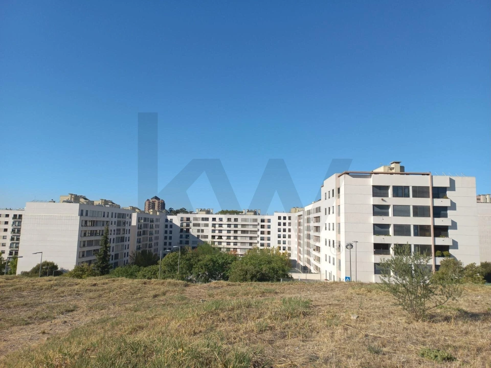 Moradia T1 para Venda em São Domingos de Benfica Foto 5
