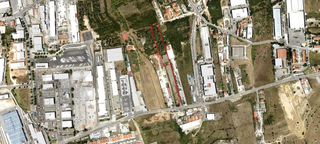 Terreno para Venda em Alcabideche Foto 6