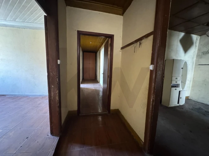 Moradia T3 para Venda em Cunha Baixa Foto 7