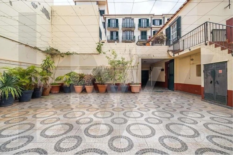 Apartamento T1 para Venda em Funchal (Santa Maria Maior) Foto 5