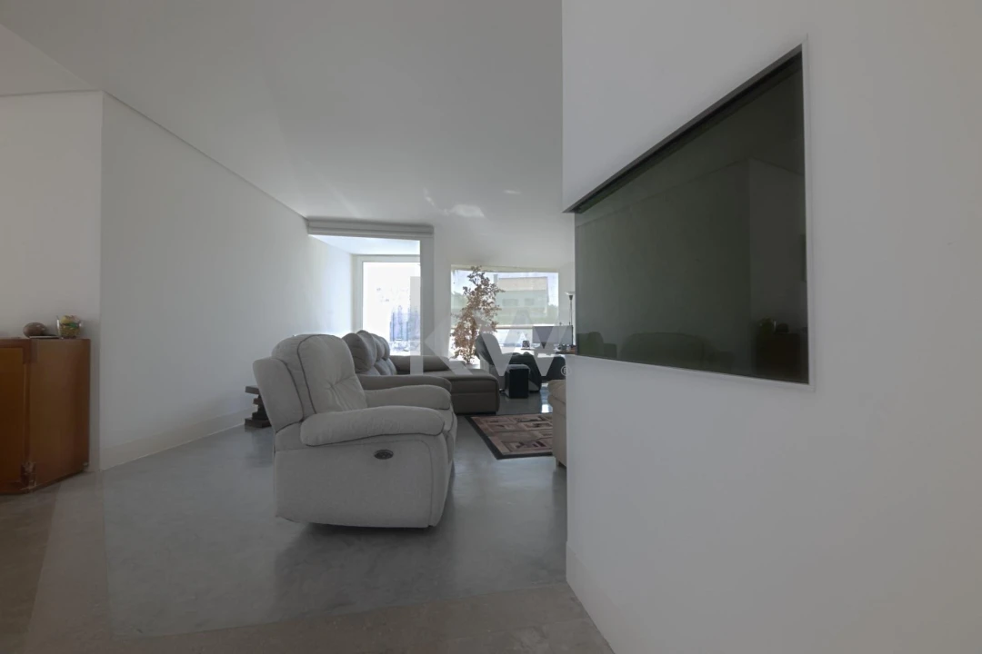 Moradia T4 para Venda em Sarilhos Grandes Foto 10