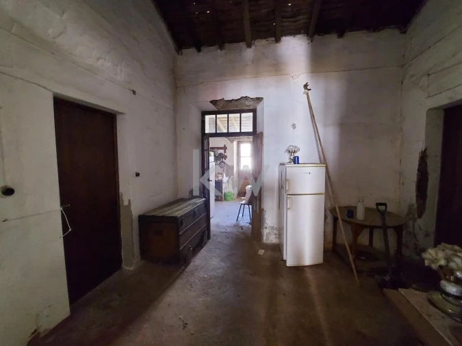 Moradia T5 para Venda em Cuba Foto 30