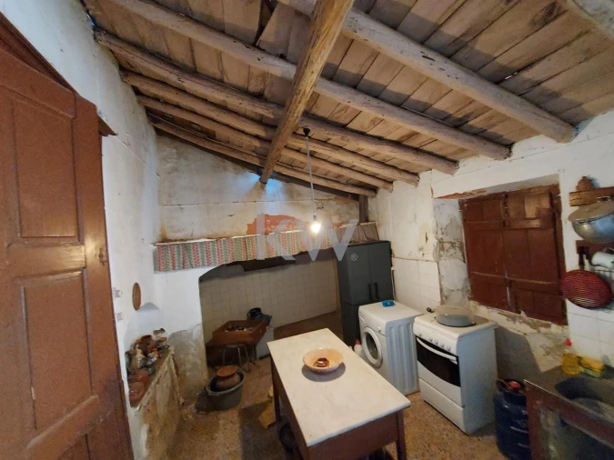 Moradia T5 para Venda em Cuba Foto 45