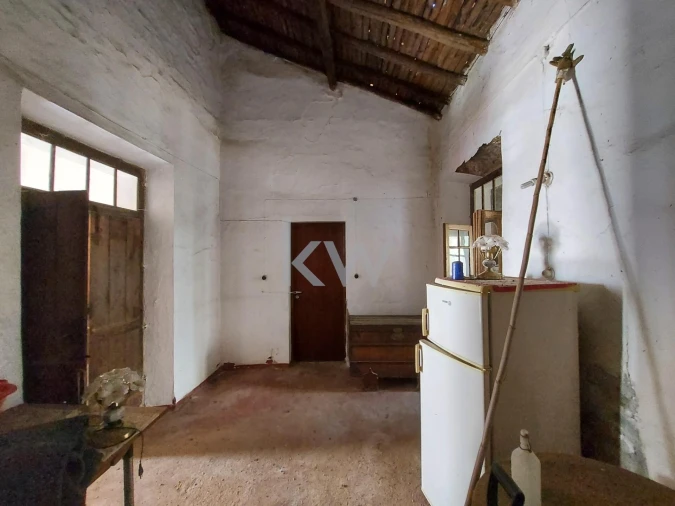 Moradia T5 para Venda em Cuba Foto 40