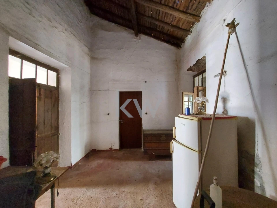 Moradia T5 para Venda em Cuba Foto 40