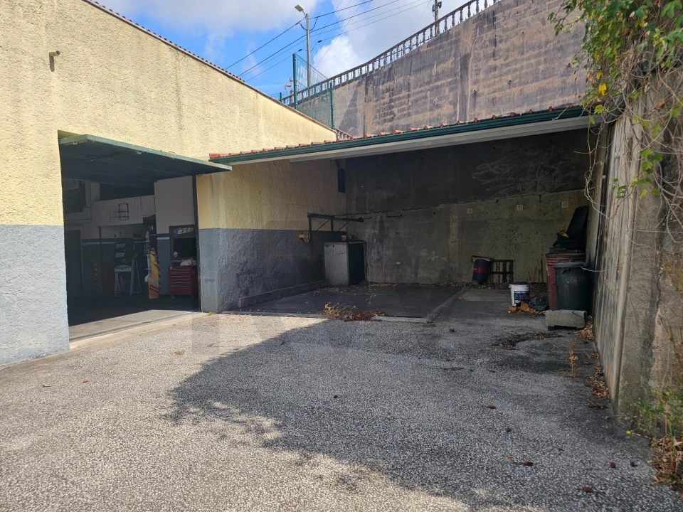 Prédio para Venda em Sé Nova, Santa Cruz, Almedina e São Bartolomeu Foto 29