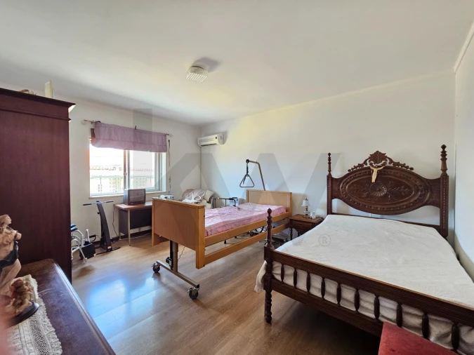 Prédio para Venda em Sé Nova, Santa Cruz, Almedina e São Bartolomeu Foto 19