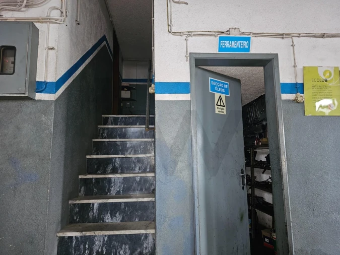 Prédio para Venda em Sé Nova, Santa Cruz, Almedina e São Bartolomeu Foto 25