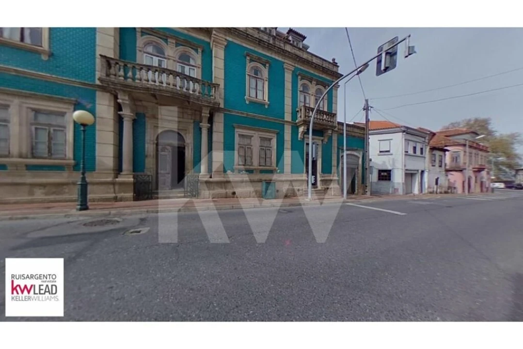 Moradia T12 para Venda em Tortosendo Foto 45