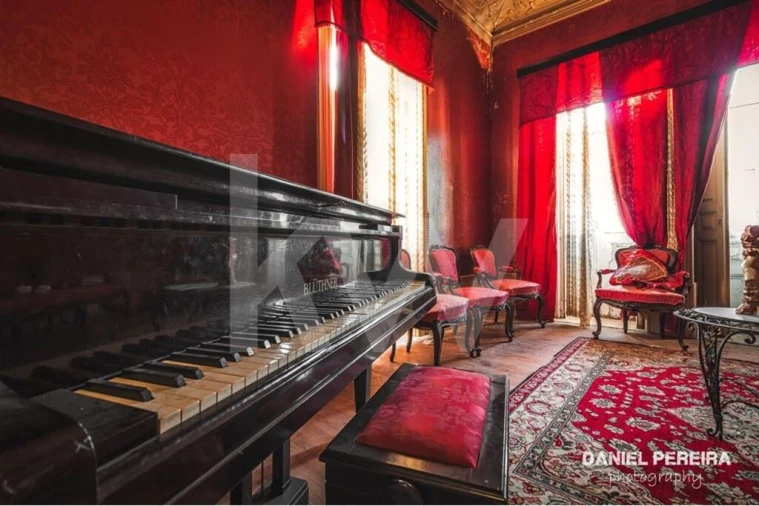 Moradia T12 para Venda em Tortosendo Foto 4