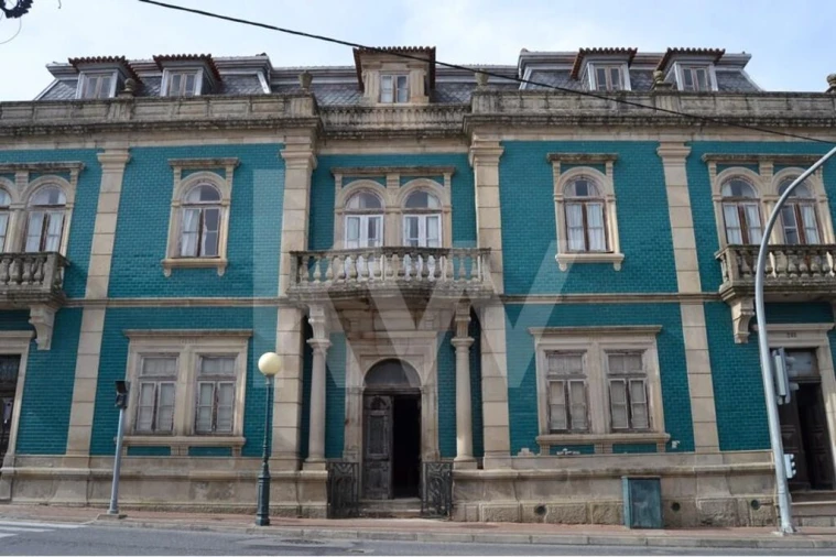 Moradia T12 para Venda em Tortosendo Foto 3